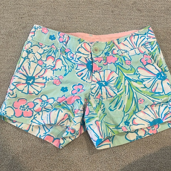 Lilly Pulitzer Callahan short size 0 - Picture 1 of 4